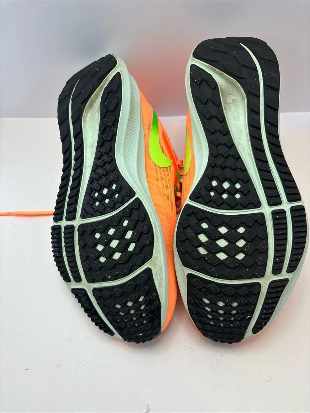 Nike Air Zoom Pegasus 39 Peach Cream Ghost Green - Womens Sz 9 - Running Shoes - Picture 7 of 7